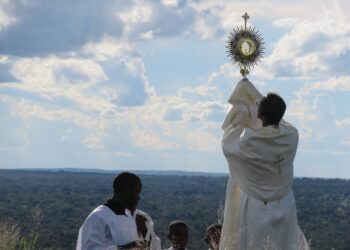 ¿Porqué “Firmes en la brecha”?