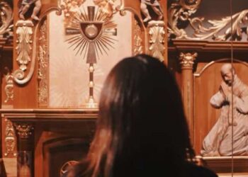 Primacía de la acción divina