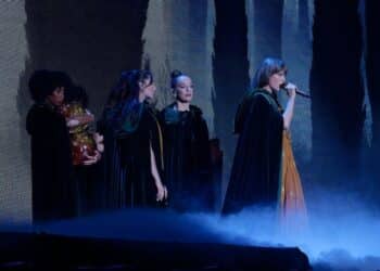 Un exorcista desaconseja asistir a los conciertos de Taylor Swift por brujería