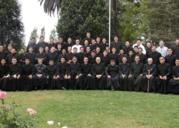 “¿UNA VIDA PARA VIVIR O UNA VIDA PARA MORIR?”