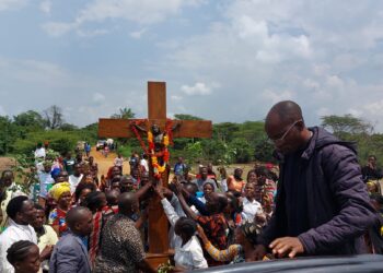 La cruz de los “jumuiya”