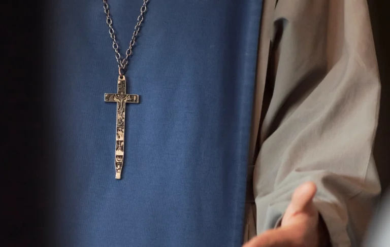Clavada en la Cruz de Cristo – Hna. María Virgo Pulchra